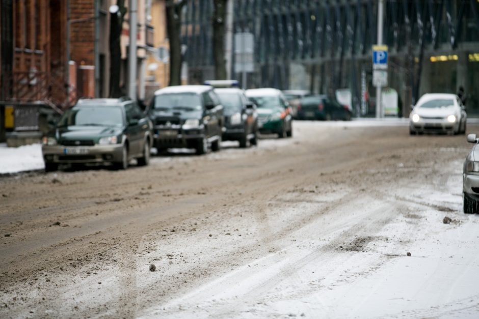 Kelininkai nuo sniego išvadavo vos septintadalį Kauno gatvių
