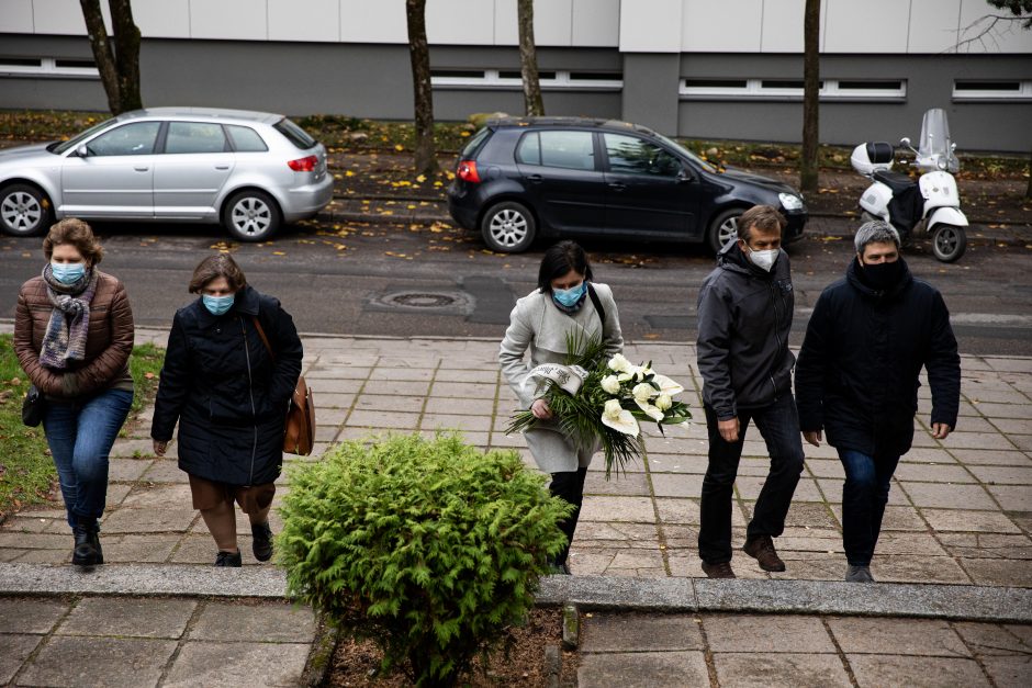 Vilniuje atiduoti pagarbą mirusiam F. Latėnui rinkosi žmonės