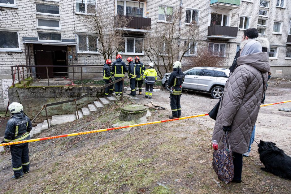 Po sprogimo Dzūkų gatvėje – daugiau detalių: sulaikytas neblaivus buto savininkas