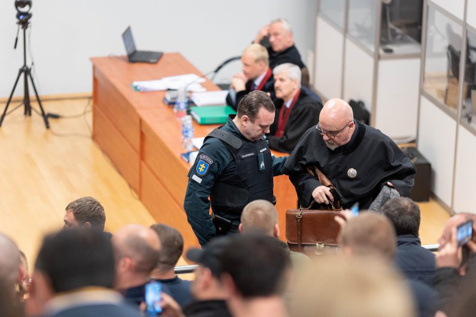 Teismo vadovė: riaušių prie Seimo byloje nuolat dirbs policija, byla gali užtrukti