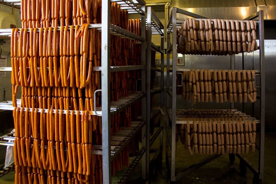 Biržų rajone apvogtas mėsos apdirbimo cechas