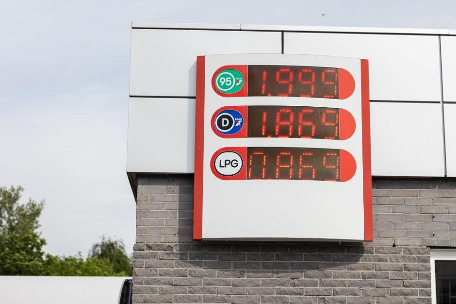 Degalų kainos Baltijos šalyse per savaitę mažėjo, pigiausia – Estijoje