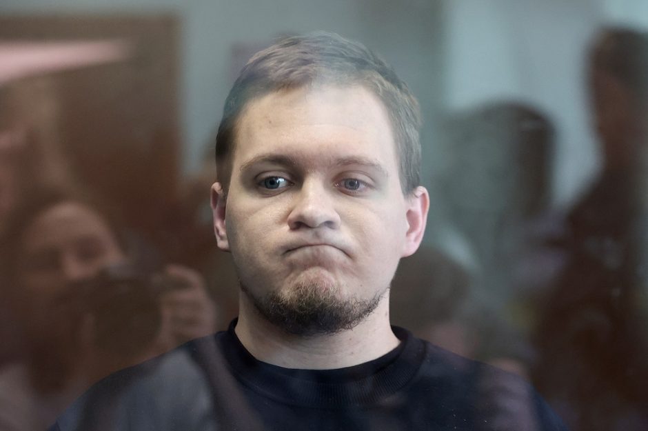 Maskvos teismas į kalėjimą pasiuntė karą kritikavusį tinklaraštininką