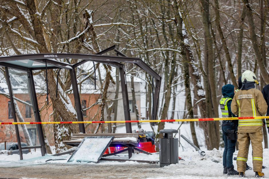 Liudininkė atskleidė daugiau detalių apie stiprią ugniagesių avariją Kaune: tikrai šokiruoja