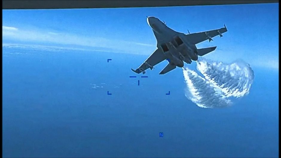 Rusija perėmė du JAV karinius lėktuvus virš Baltijos jūros