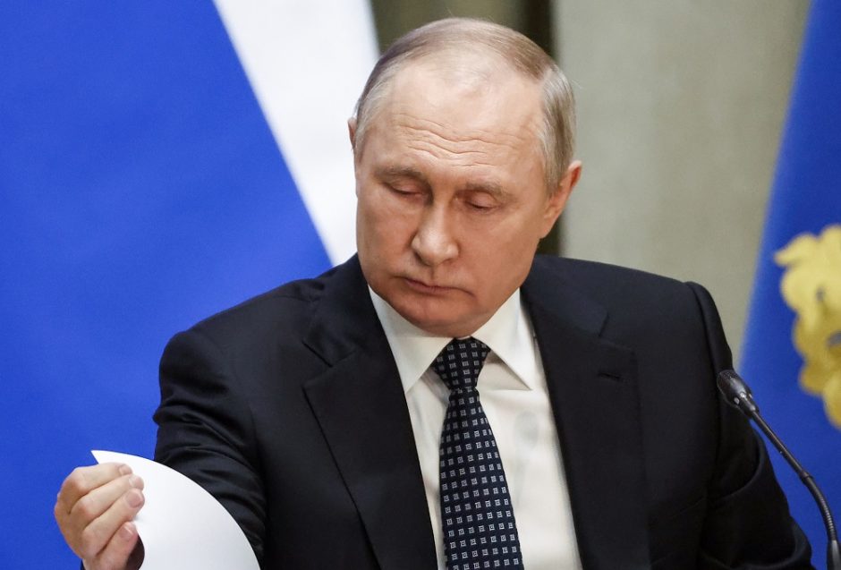 V. Putinas pažadėjo pensijas ir minimalų atlyginimą padidinti dešimtadaliu