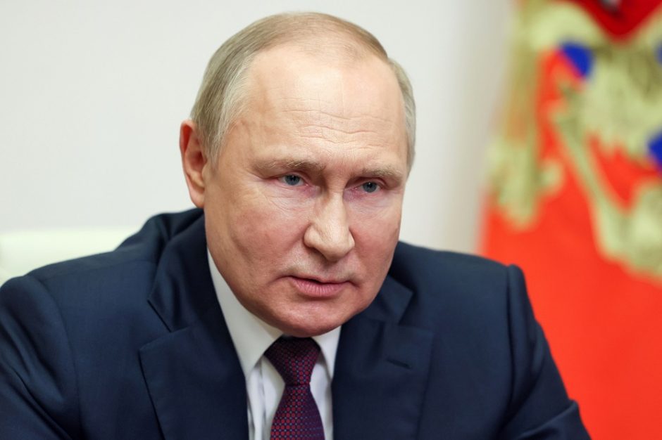 Maskvą smaugiant Vakarų sankcijoms – V. Putino raginimai