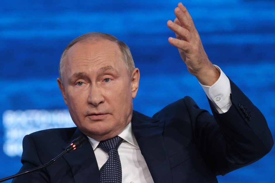 V. Putinas: viršutinė naftos kainų riba – grėsmė milijardų žmonių gerovei