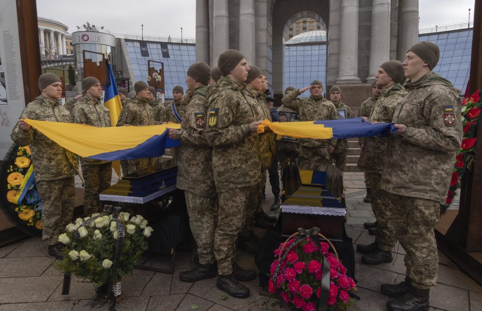 380-oji karo Ukrainoje diena