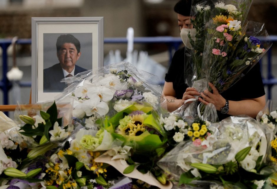 Po Japonijos ekspremjero Sh. Abe nužudymo atsistatydina šalies policijos vadovas
