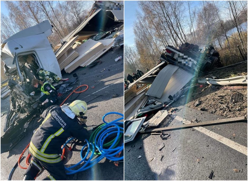 Tragiška avarija kelyje Šiauliai-Kelmė: susidūrus dviem vilkikams abu vairuotojai žuvo