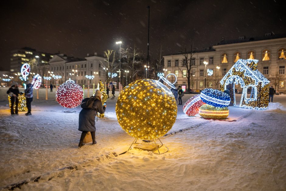 Vilniaus Kalėdų miestelyje – naujas traukos taškas Lukiškių aikštėje