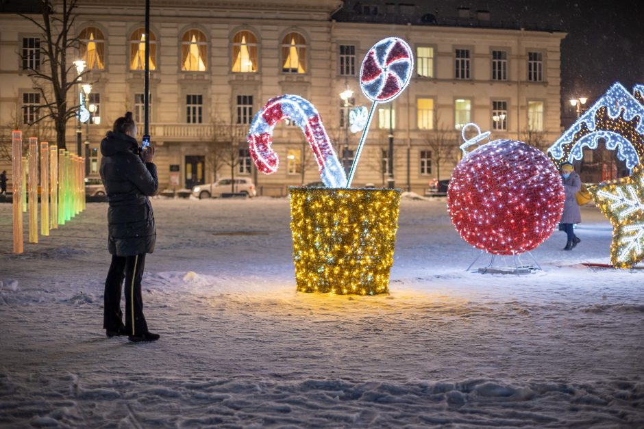 Vilniaus Kalėdų miestelyje – naujas traukos taškas Lukiškių aikštėje