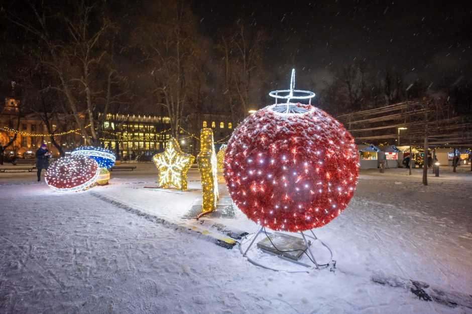 Vilniaus Kalėdų miestelyje – naujas traukos taškas Lukiškių aikštėje