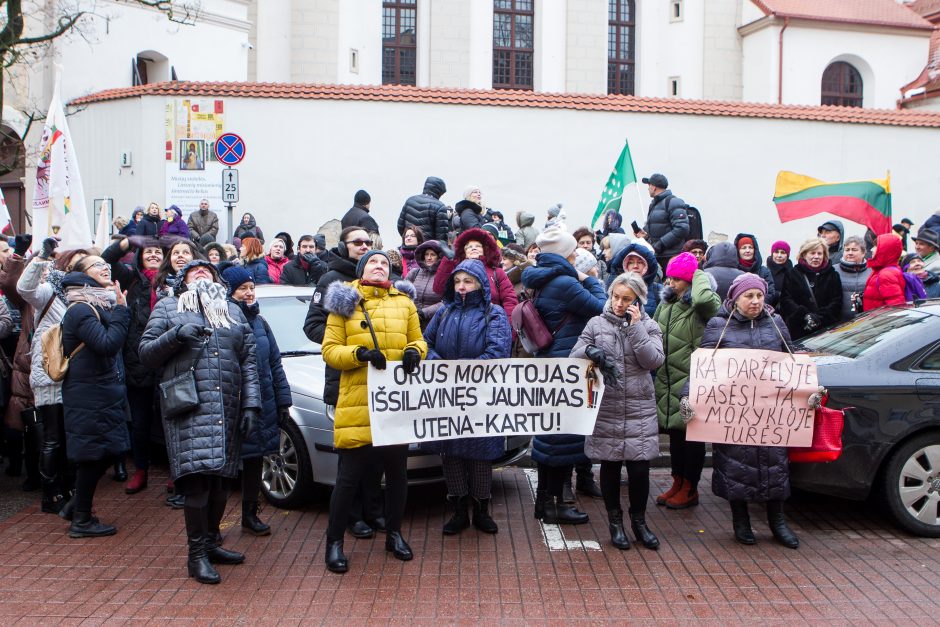 A. Tapinas pasidalijo įspūdžiais po mitingo: ėjome kaip dvi bangos