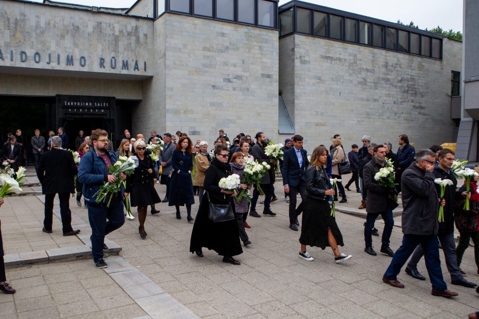 V. Šerėnas atgulė amžinojo poilsio