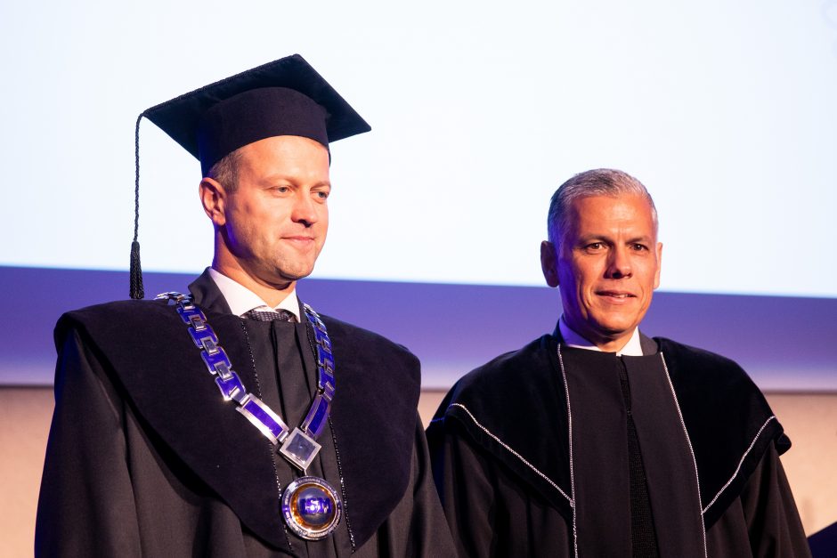 Inauguruotas naujas ISM Vadybos ir ekonomikos universiteto rektorius D. Misiūnas