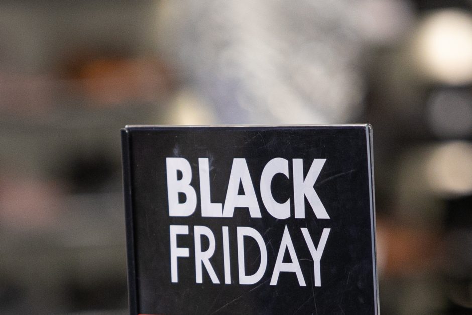 Po „Juodojo penktadienio“ – lavina skundų: ekspertai įspėja, kad grąžinti galima ne visas prekes