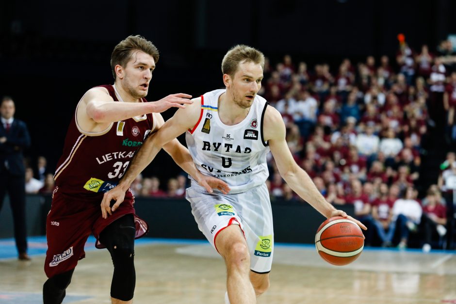 „Rytas“ – per žingsnį nuo LKL titulo: A. Butkevičiaus dėjimas palaužė „Lietkabelį“