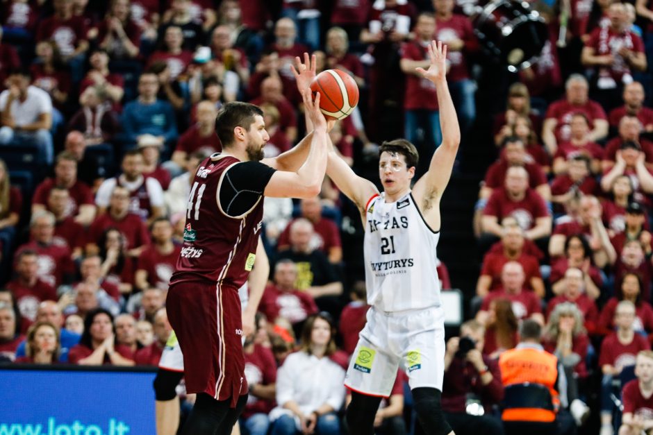 „Rytas“ – per žingsnį nuo LKL titulo: A. Butkevičiaus dėjimas palaužė „Lietkabelį“