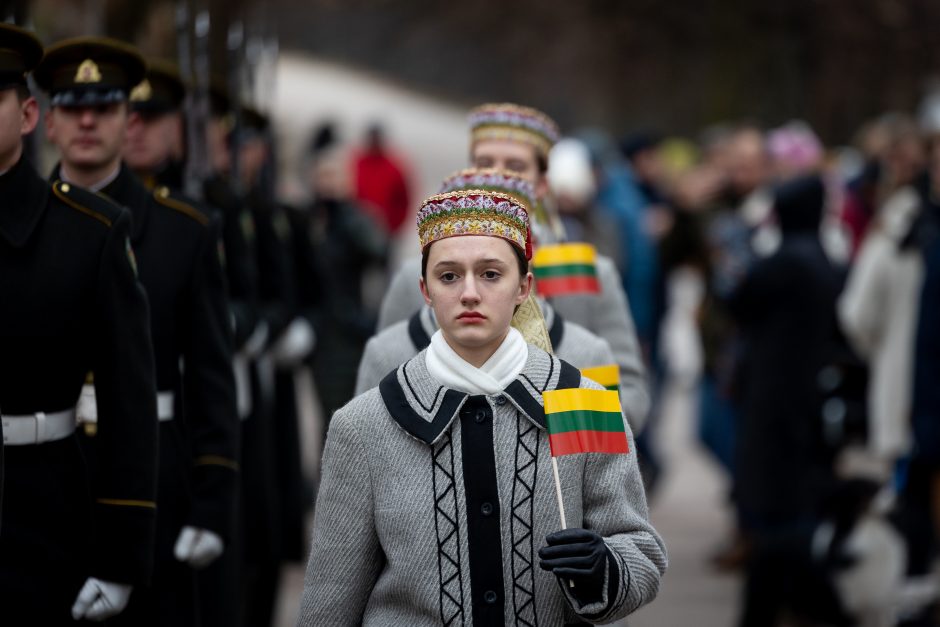 Seimo vadovė: savanoriai, iškėlę vėliavą Gedimino bokšte, dabar Lietuva didžiuotųsi