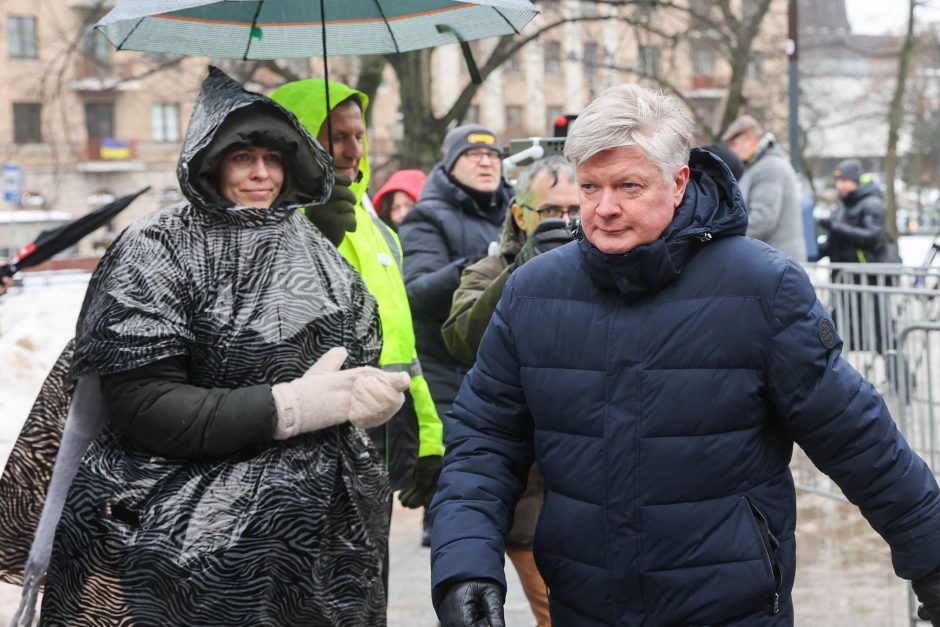 Po K. Navicko pasisakymo žemdirbiai ėmė skanduoti: „Gėda! Gėda!“