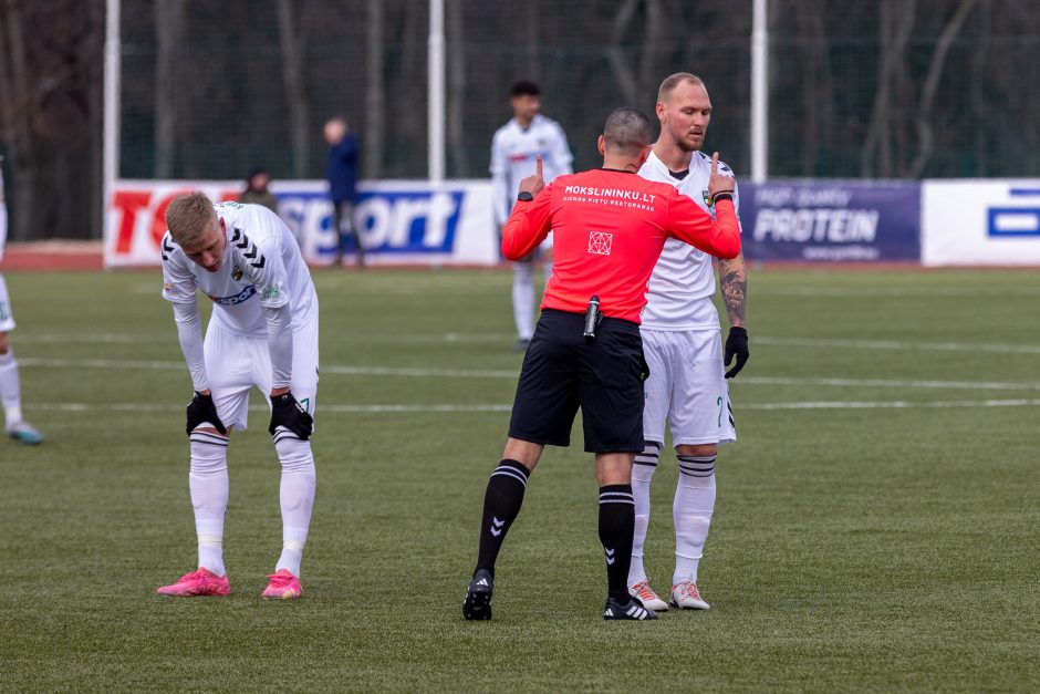 Kauno derbyje triumfavo rajono futbolininkai