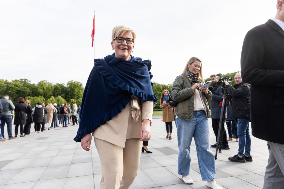 Baigiasi išankstinis balsavimas prezidento rinkimuose ir referendume