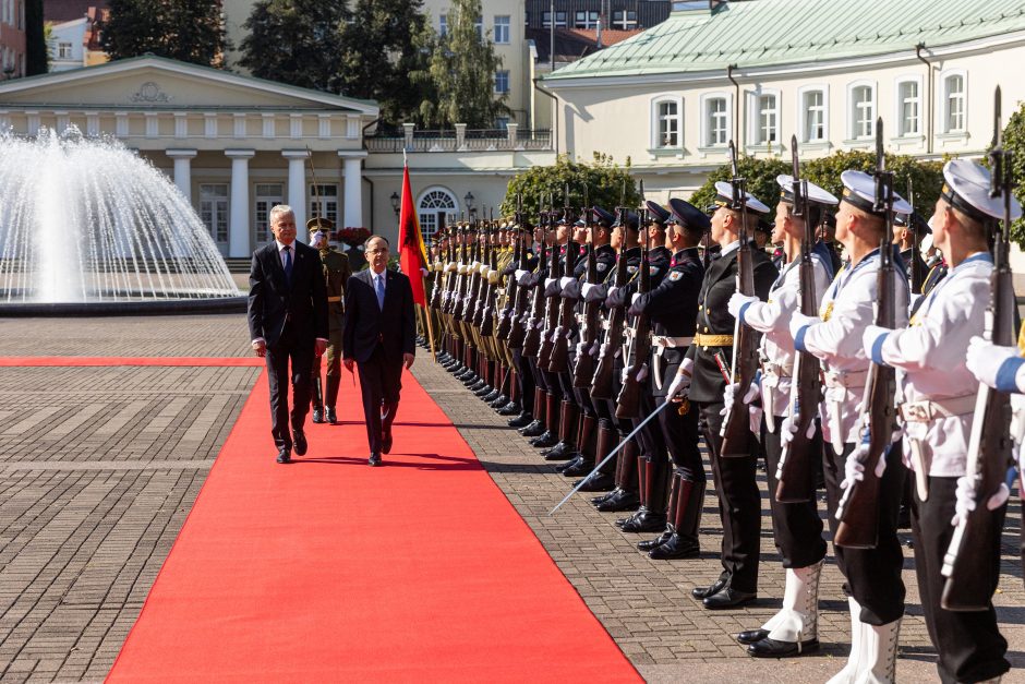 Lietuvoje lankosi Albanijos prezidentas