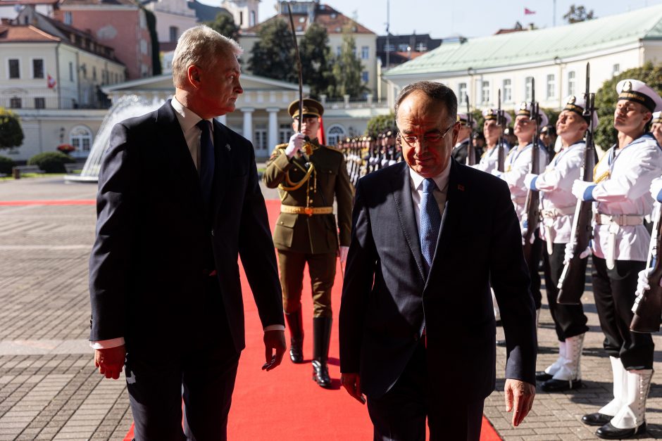 Lietuvoje lankosi Albanijos prezidentas