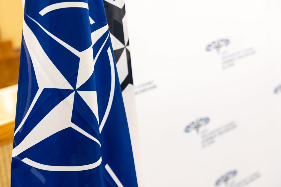 Lenkija ratifikavo Suomijos ir Švedijos stojimą į NATO