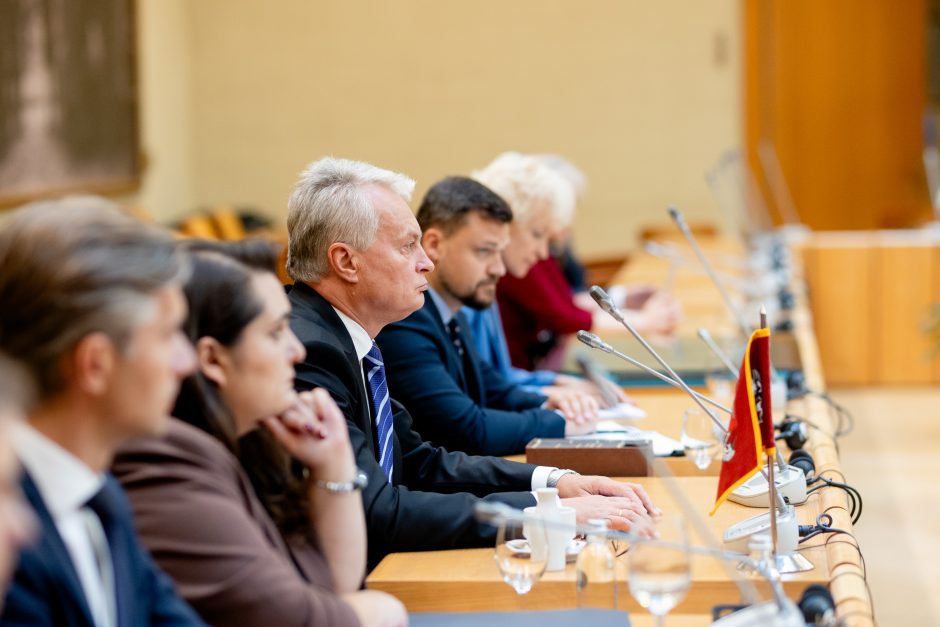 Seimo valdyba ir prezidentas teigia neradę bendros pozicijos dėl ribojimų baltarusiams