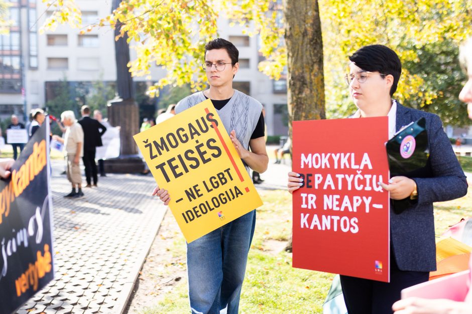 LBGTQ protestas nepraėjo be incidentų: policija pradėjo administracinę teiseną