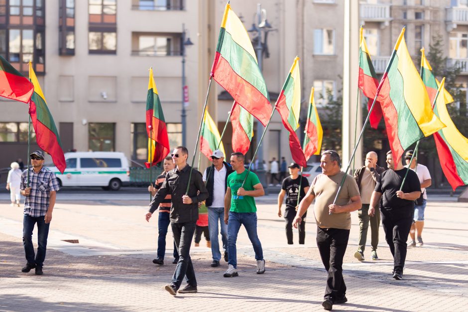 LBGTQ protestas nepraėjo be incidentų: policija pradėjo administracinę teiseną