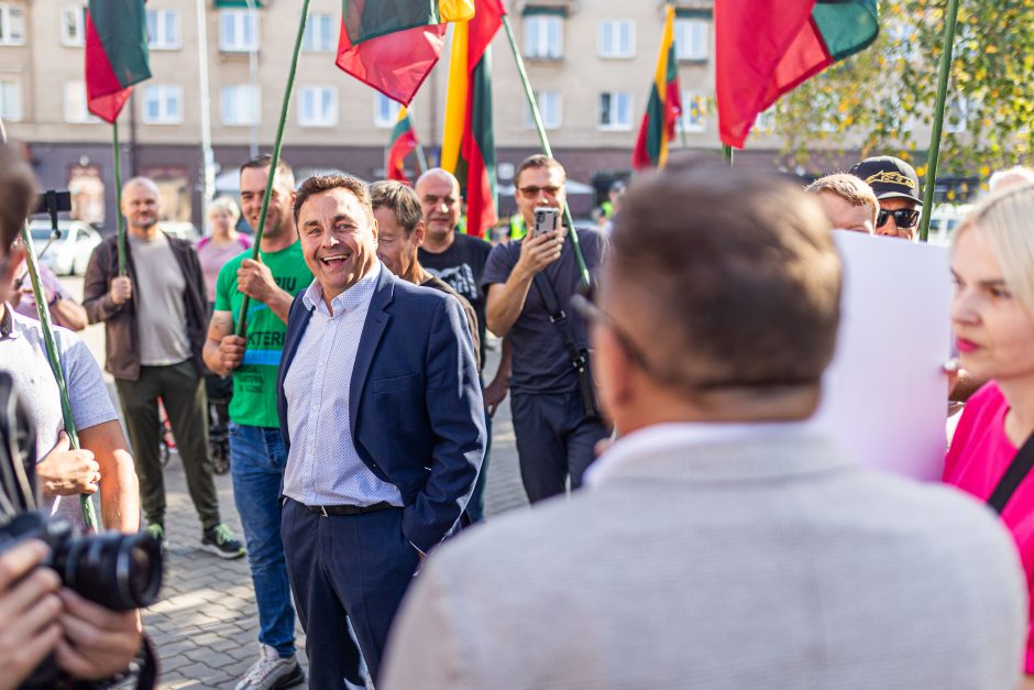 LBGTQ protestas nepraėjo be incidentų: policija pradėjo administracinę teiseną