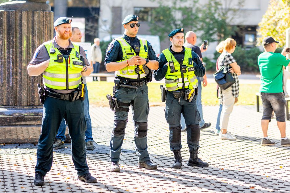 LBGTQ protestas nepraėjo be incidentų: policija pradėjo administracinę teiseną