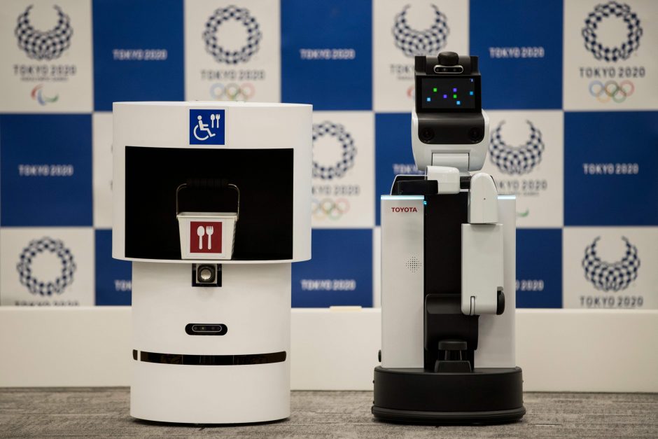 Tokijas pristatė robotus 2020-ųjų olimpiadai