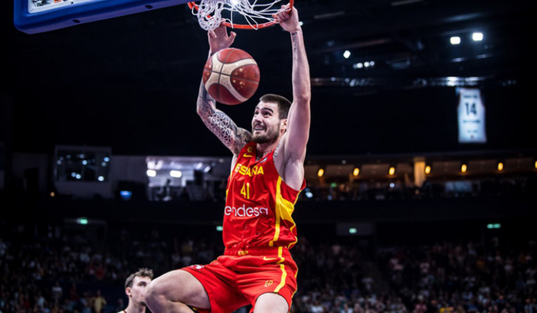 Šeimininkų spurtus atlaikiusi Ispanija – antroji Europos krepšinio čempionato finalo dalyvė