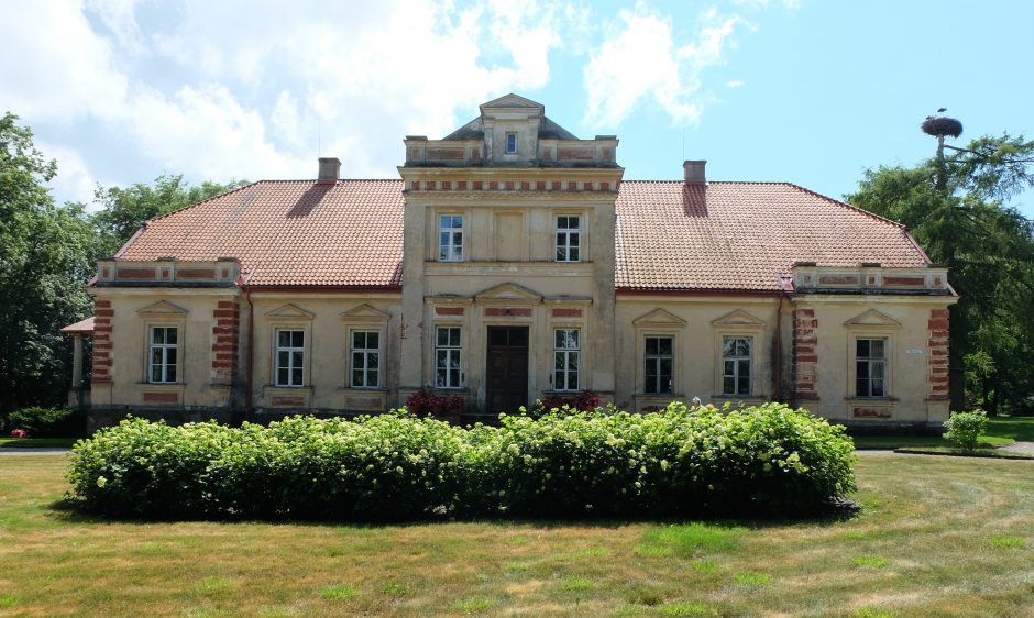 Pasaka apie ponią Meilę, jos auksinę žuvelę ir Jakiškių dvarą