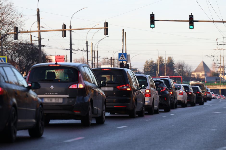 Kaune – automobilių avarijos ir spūstys