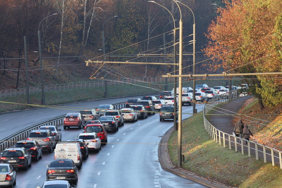 Kaune – automobilių avarijos ir spūstys