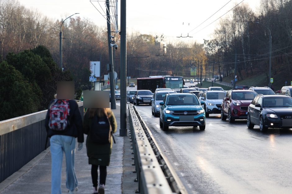 Kaune – automobilių avarijos ir spūstys