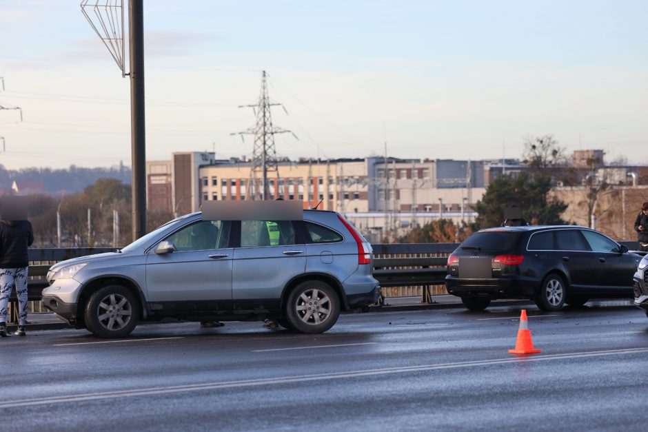 Kaune – automobilių avarijos ir spūstys