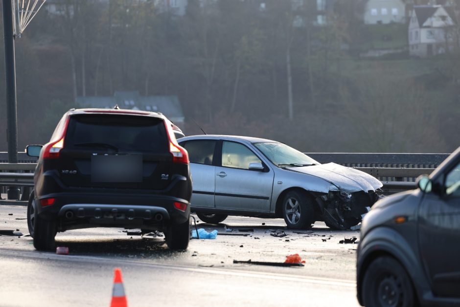 Kaune – automobilių avarijos ir spūstys