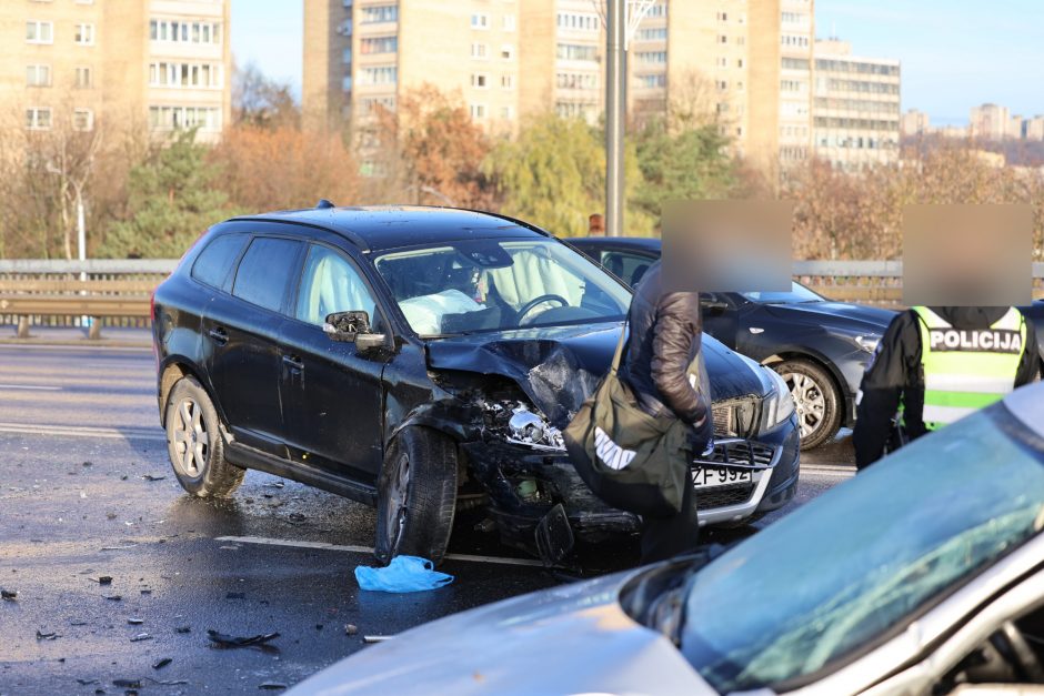 Kaune – automobilių avarijos ir spūstys