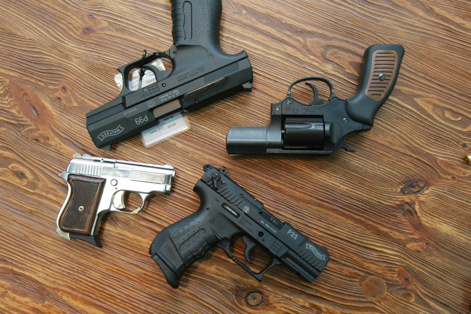 Apie saugumą Lietuvoje: dabar revolveriai guli nereikalingi, o anksčiau nešiodavausi kartu
