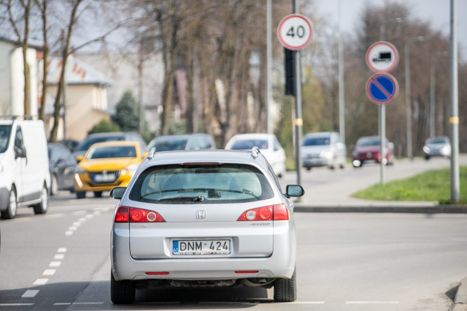 Savivaldybė apie automobilių spūstis prie „McDonald‘s“: ieškoma sprendimų