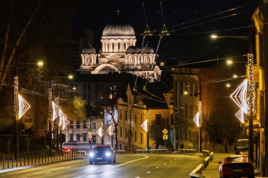 Kalėdiniai Kauno papuošimai jau džiugina praeivius