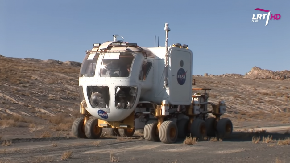 NASA sugrįžimas į Mėnulį: kas gabens krovinius į Žemės palydovą?