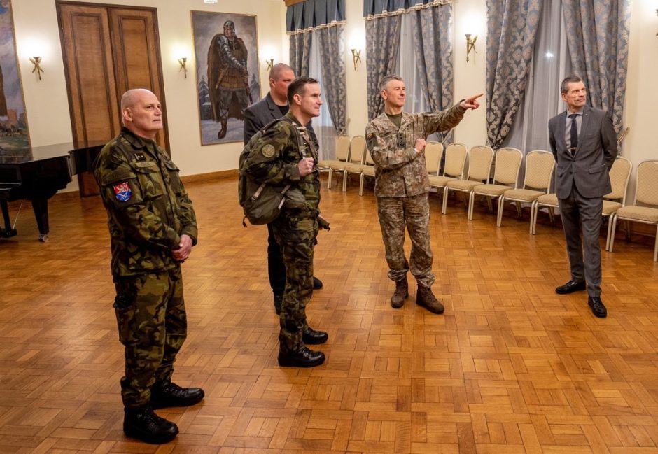 Lietuvos ir Čekijos kariuomenių vadai sutarė dėl tolesnio bendradarbiavimo